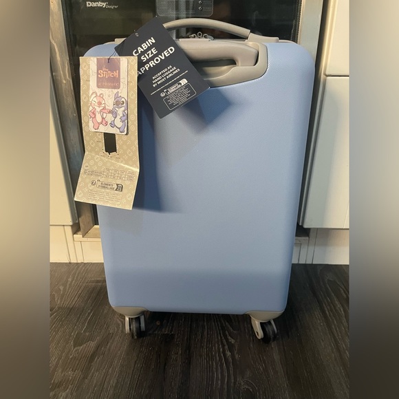 NWT Lilo and stitch luggage Carry On size, backpack and weekender bag - Picture 5 of 15